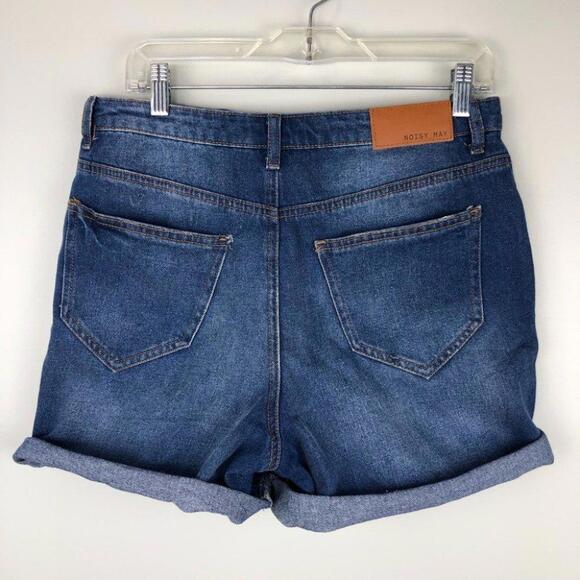 3/$30 Noisy May Mom Shorts - M - Picture 2 of 5